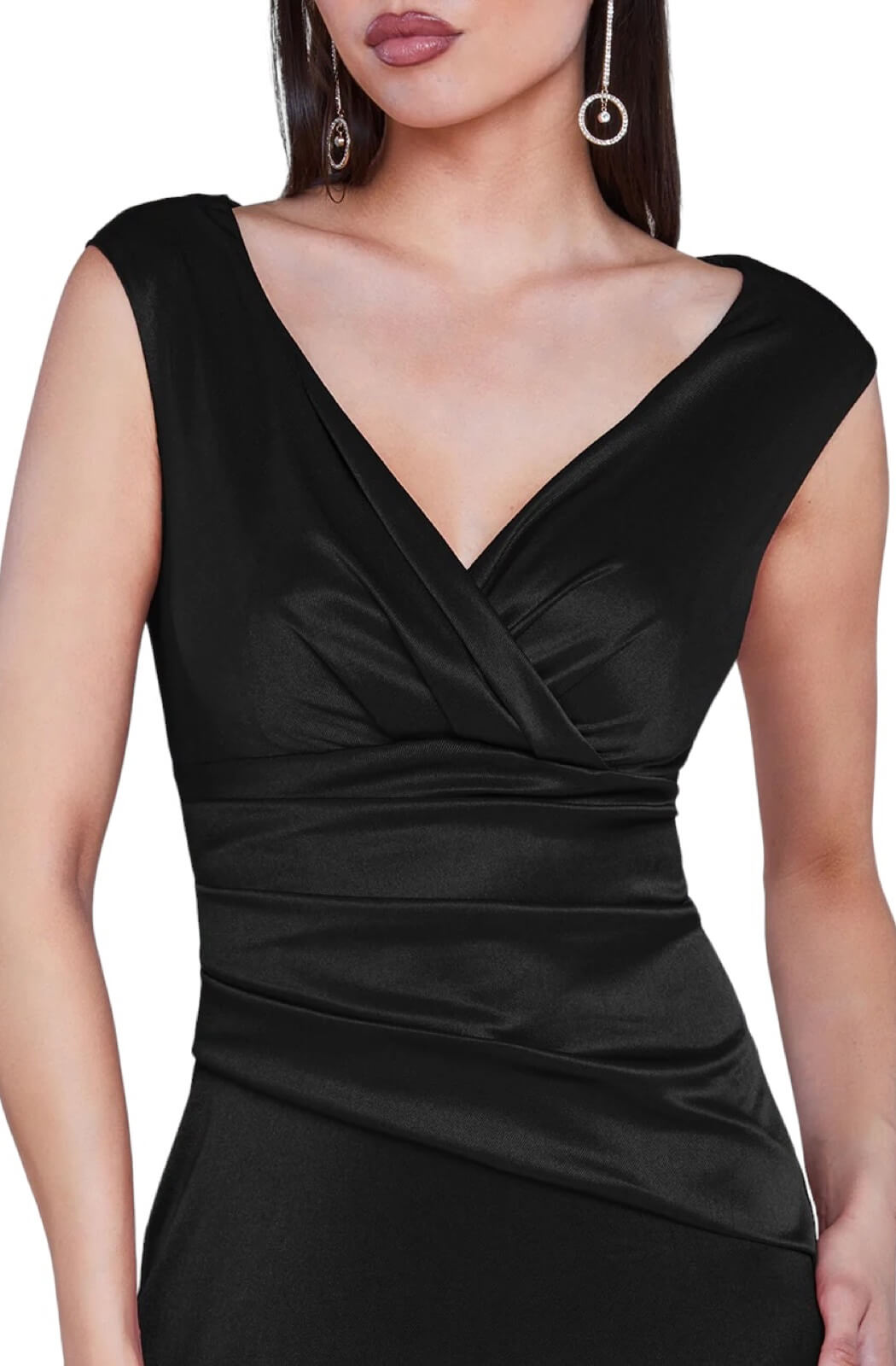 Vestido satinado negro