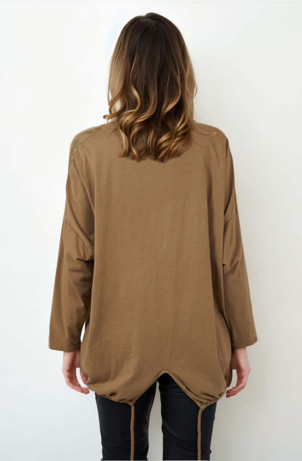 Blusa beige oversized corazones