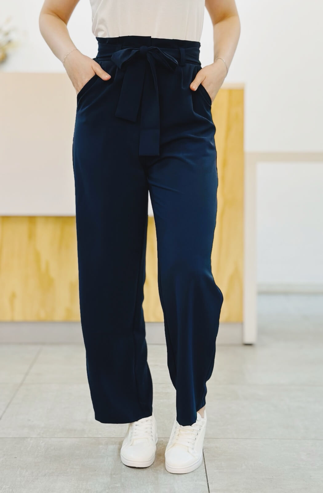 Pantalón con lazo navy