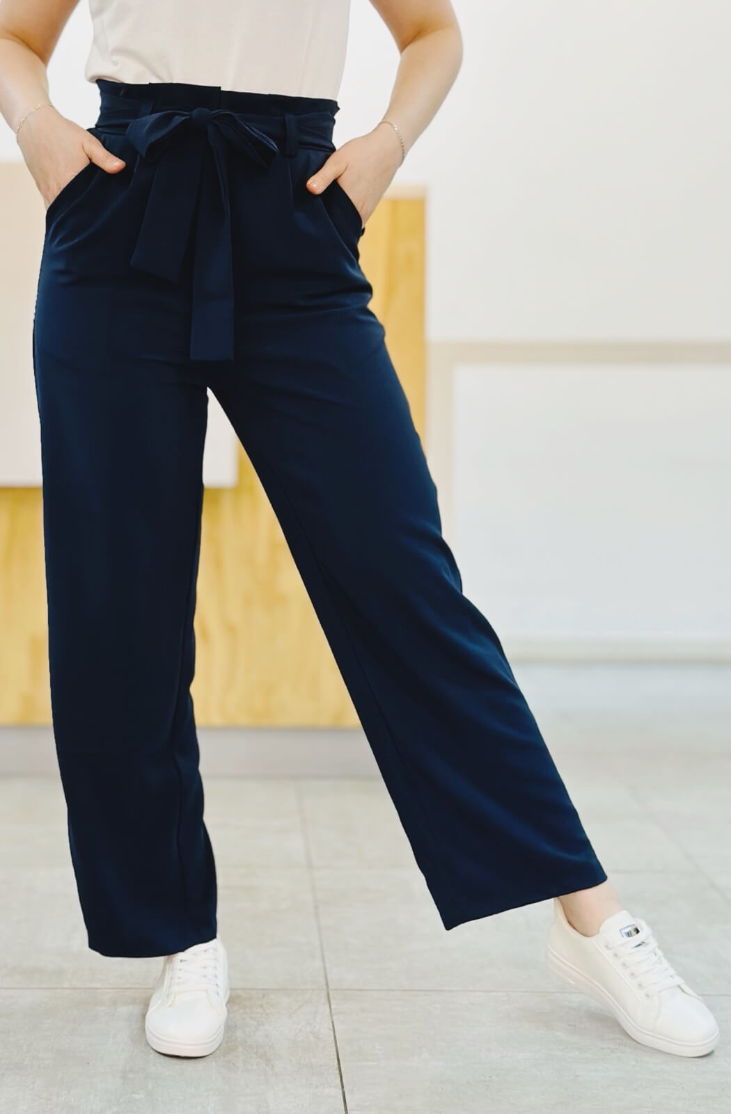 Pantalón con lazo navy